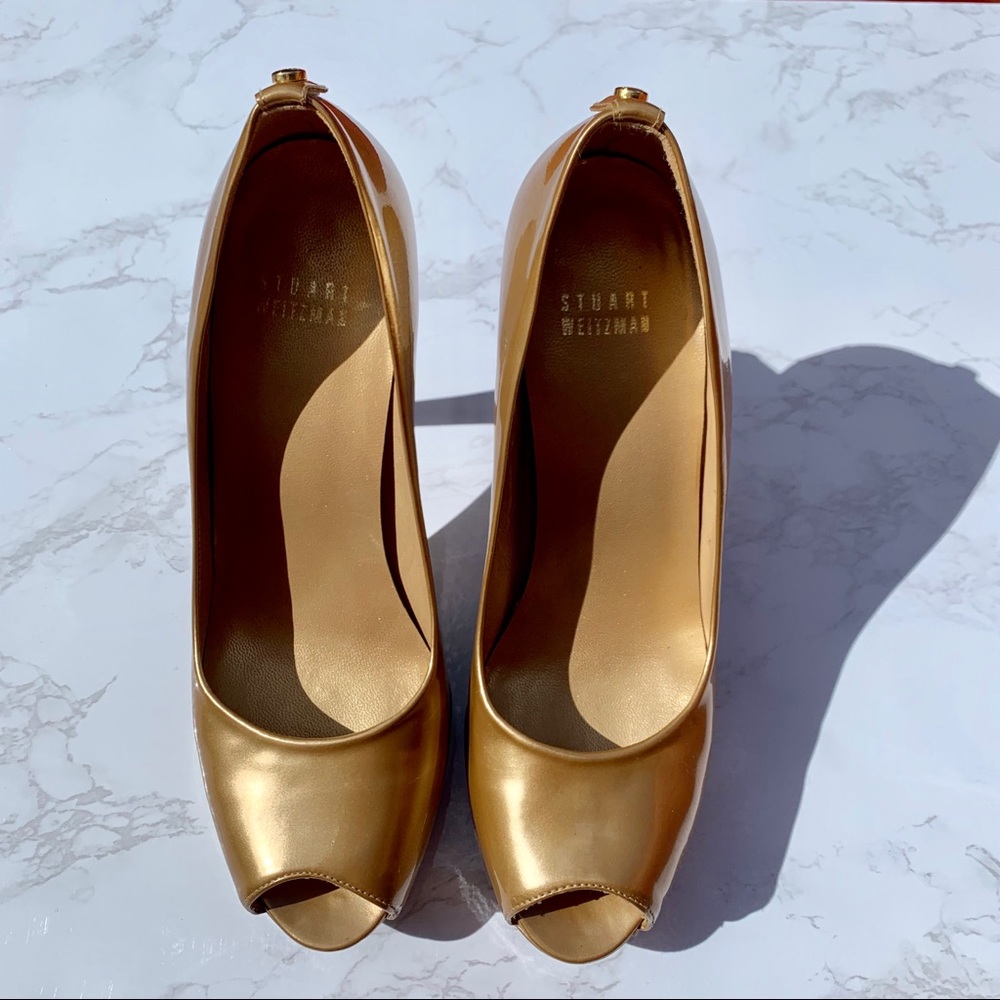 Stuart Weitzman 7 N Gold Platform Peeptoe Pumps - image 2